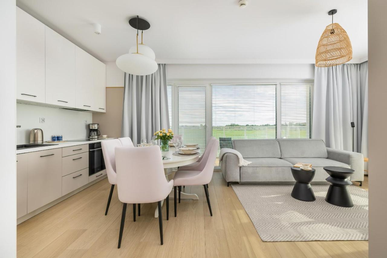 Family Apartment With Gym And Swimming Pool By Renters Prestige Колобжег Экстерьер фото
